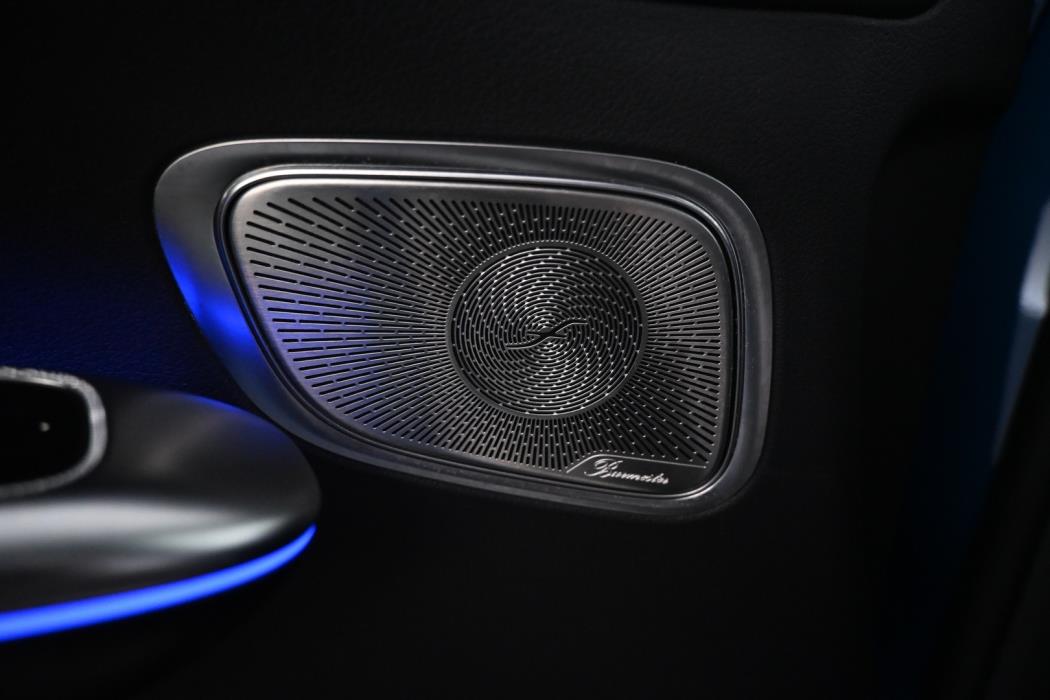 MERCEDES-BENZ GLC 2024