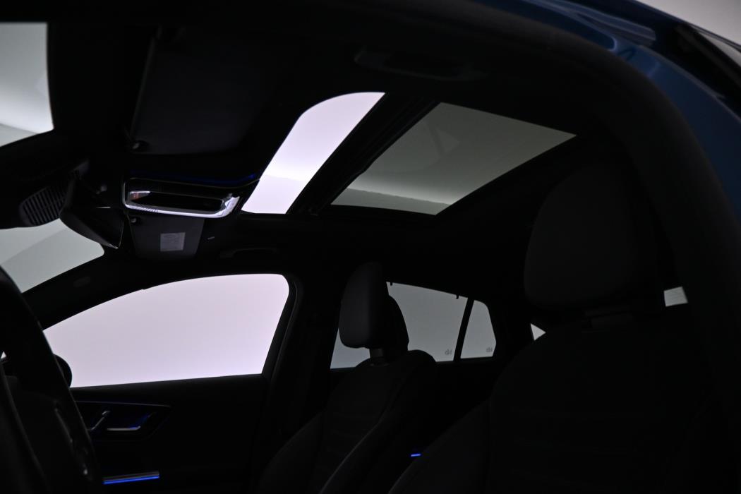 MERCEDES-BENZ GLC 2024