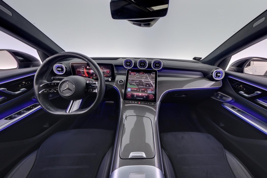 MERCEDES-BENZ GLC 2024