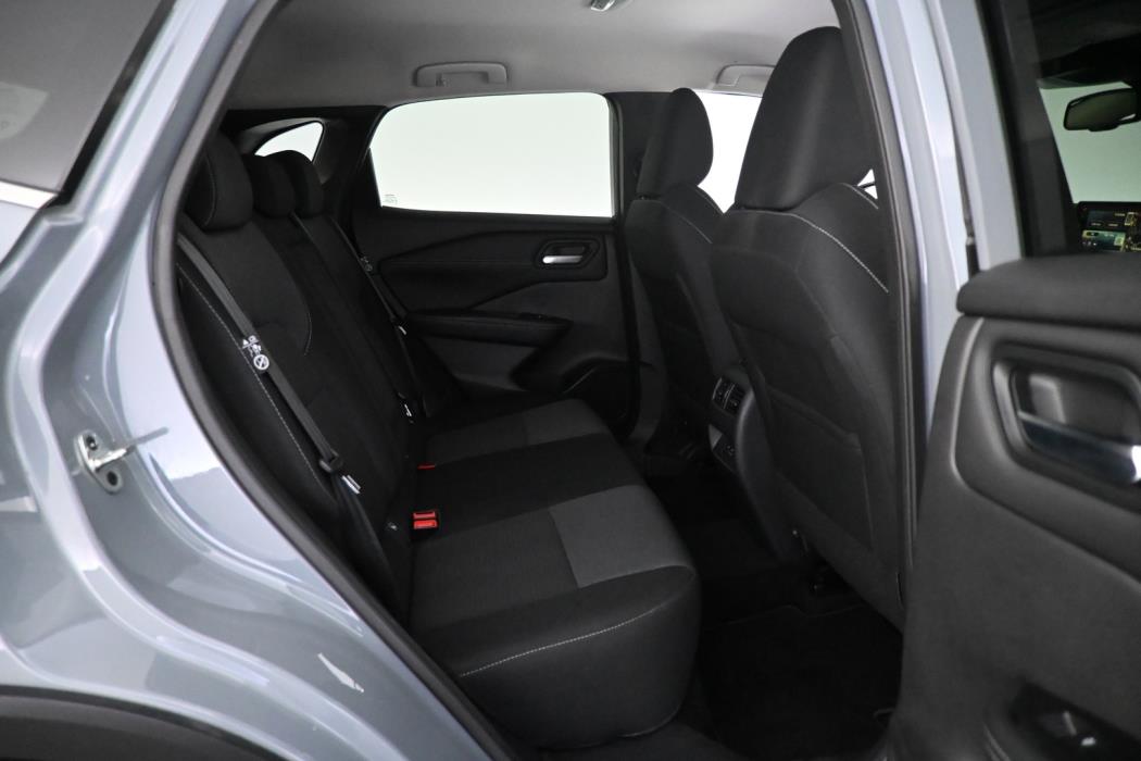 NISSAN Qashqai 2024