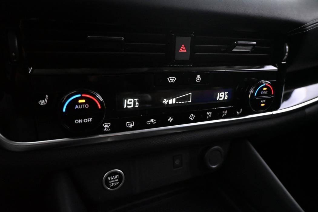 NISSAN Qashqai 2024