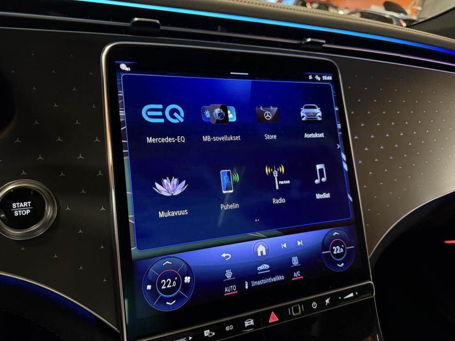 MERCEDES-BENZ EQS SUV 2023