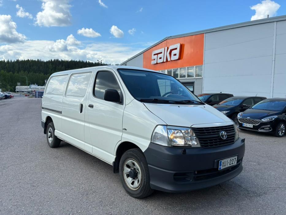 TOYOTA Hiace 2008