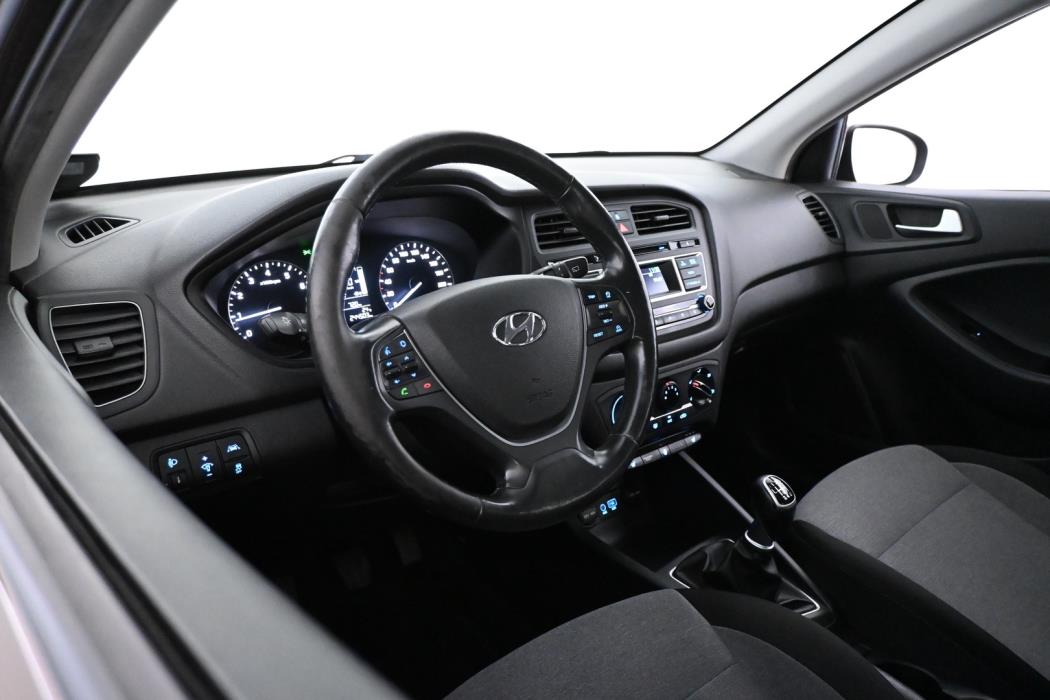 HYUNDAI I20 2016