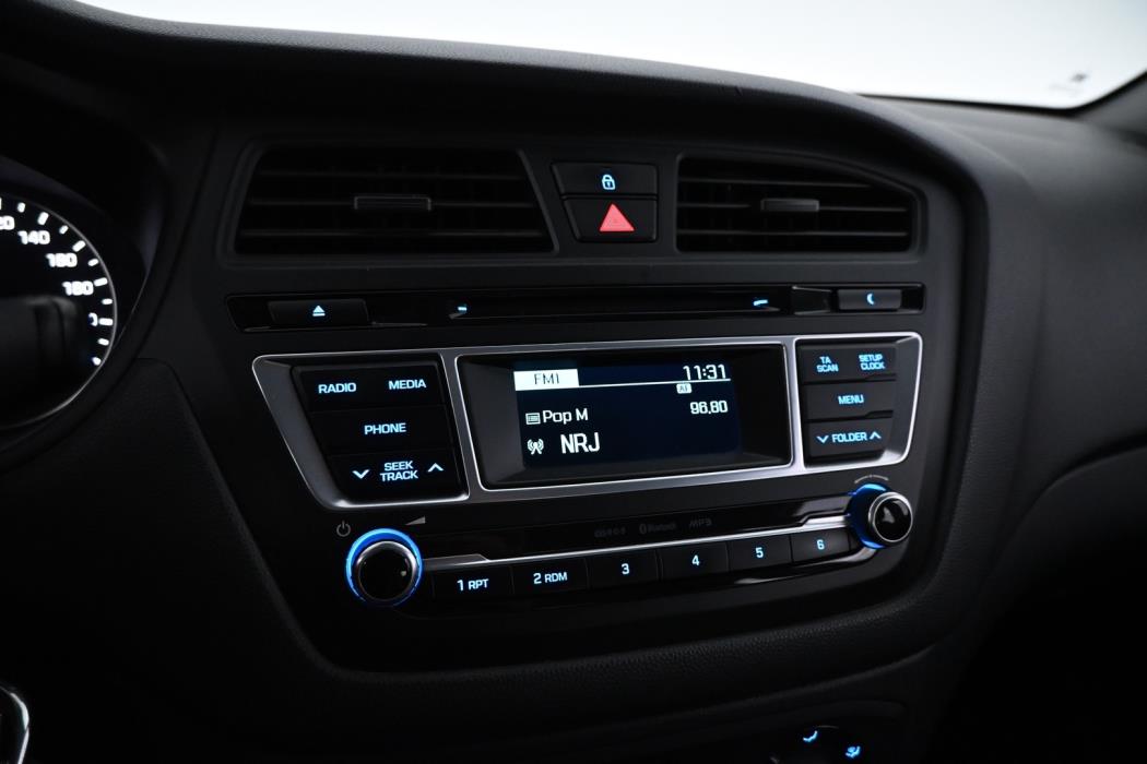 HYUNDAI I20 2016