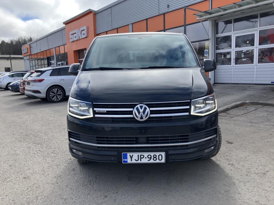 VOLKSWAGEN Multivan 2016