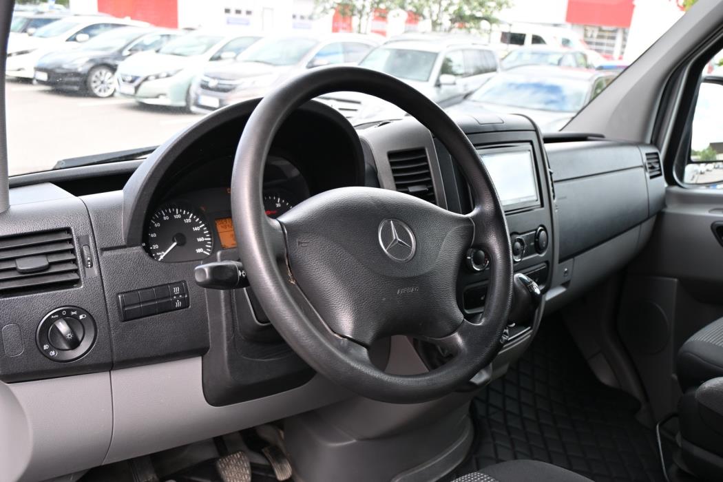MERCEDES-BENZ Sprinter 2011