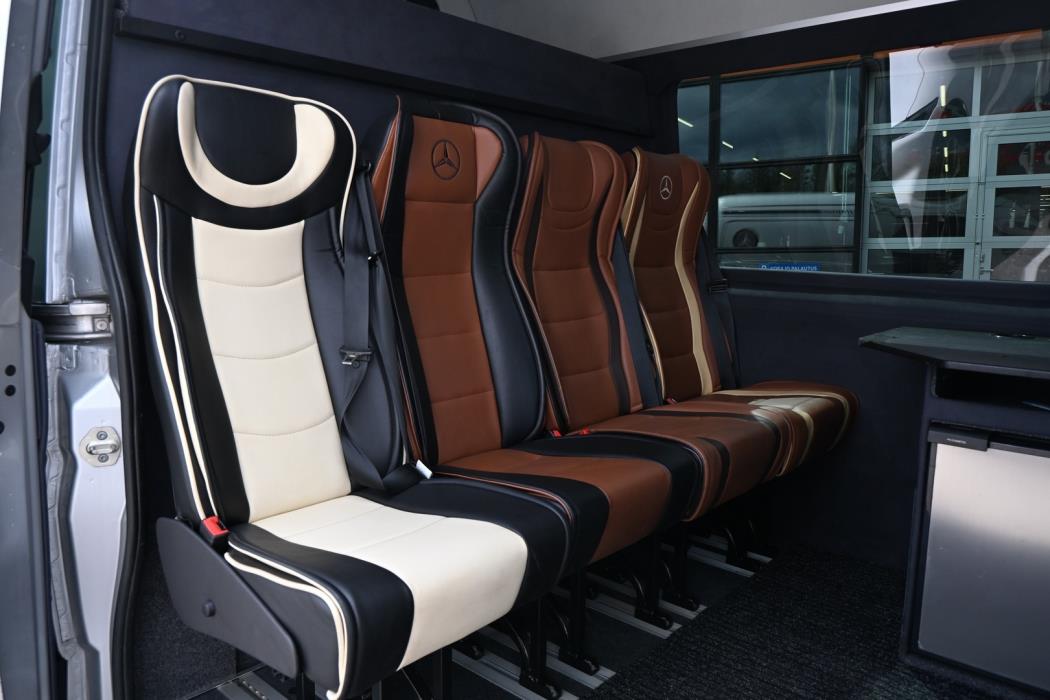 MERCEDES-BENZ Sprinter 2011
