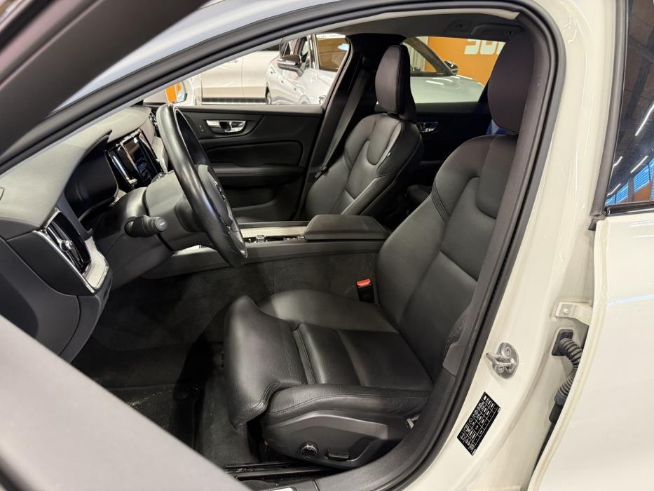 VOLVO V60 Cross Country 2022