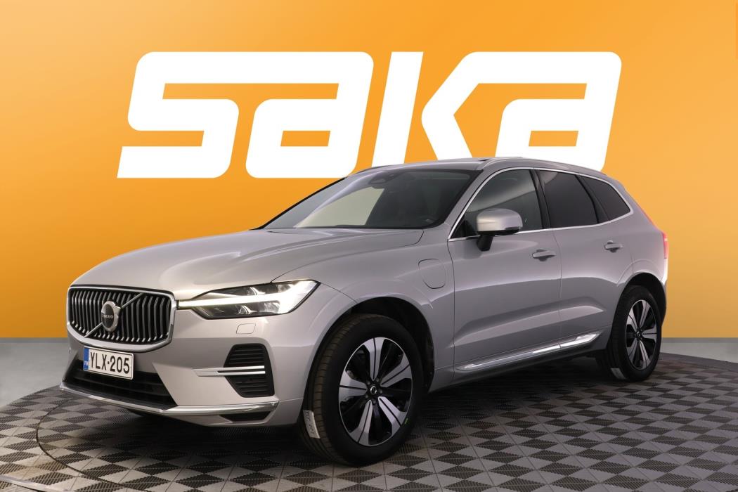 VOLVO XC60 2023