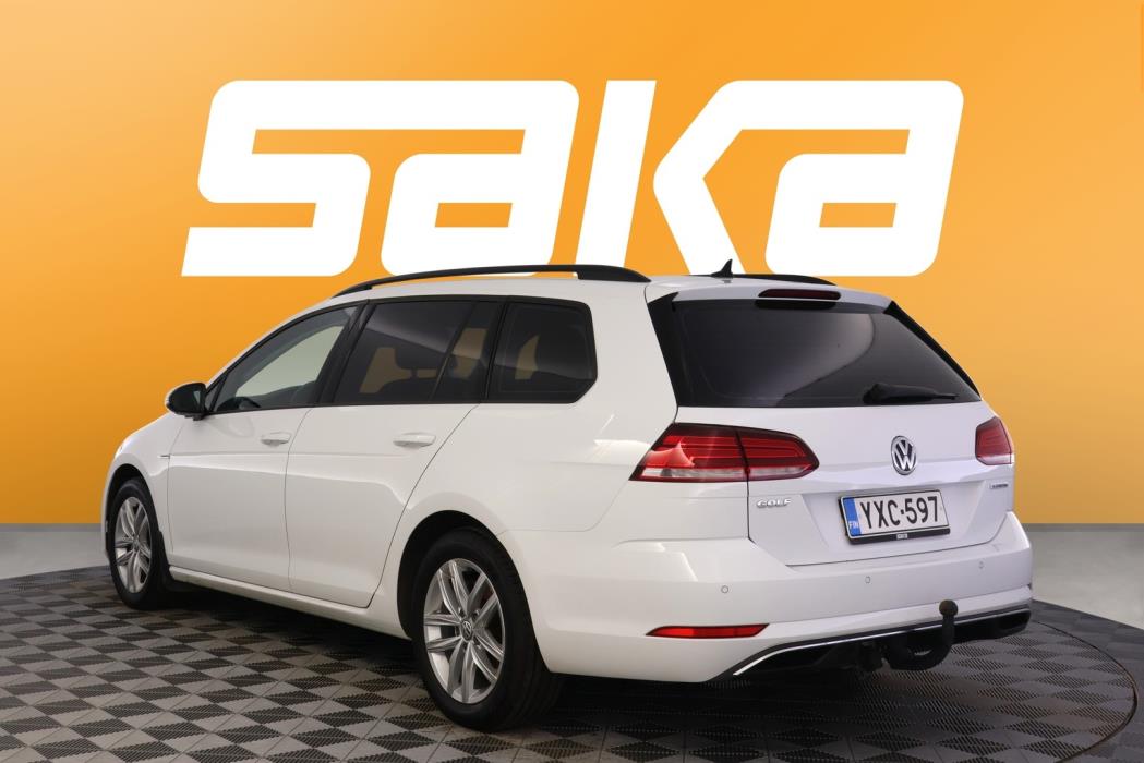 VOLKSWAGEN Golf 2020