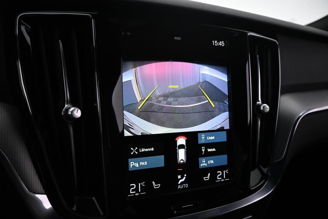 VOLVO V60 2021