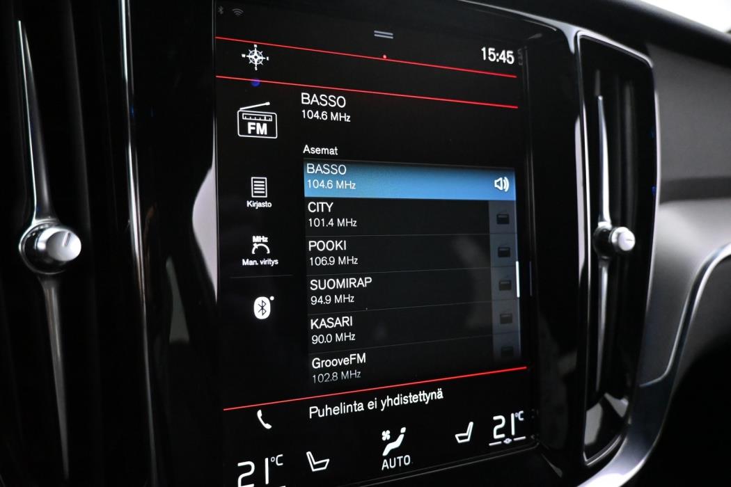 VOLVO V60 2021