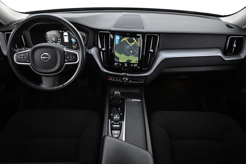 VOLVO XC60 2021