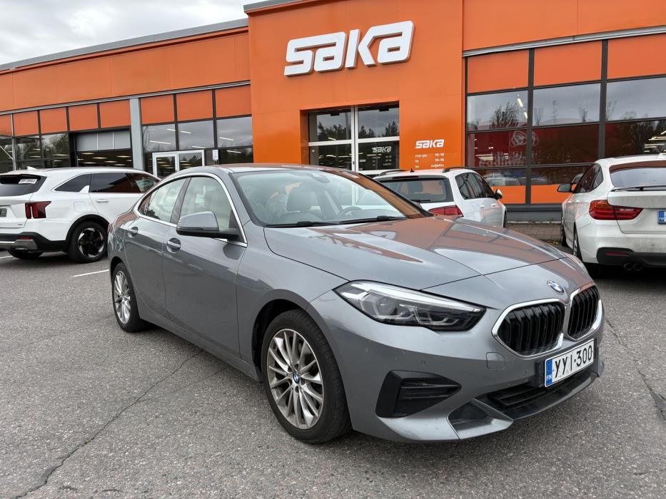BMW 218 2022