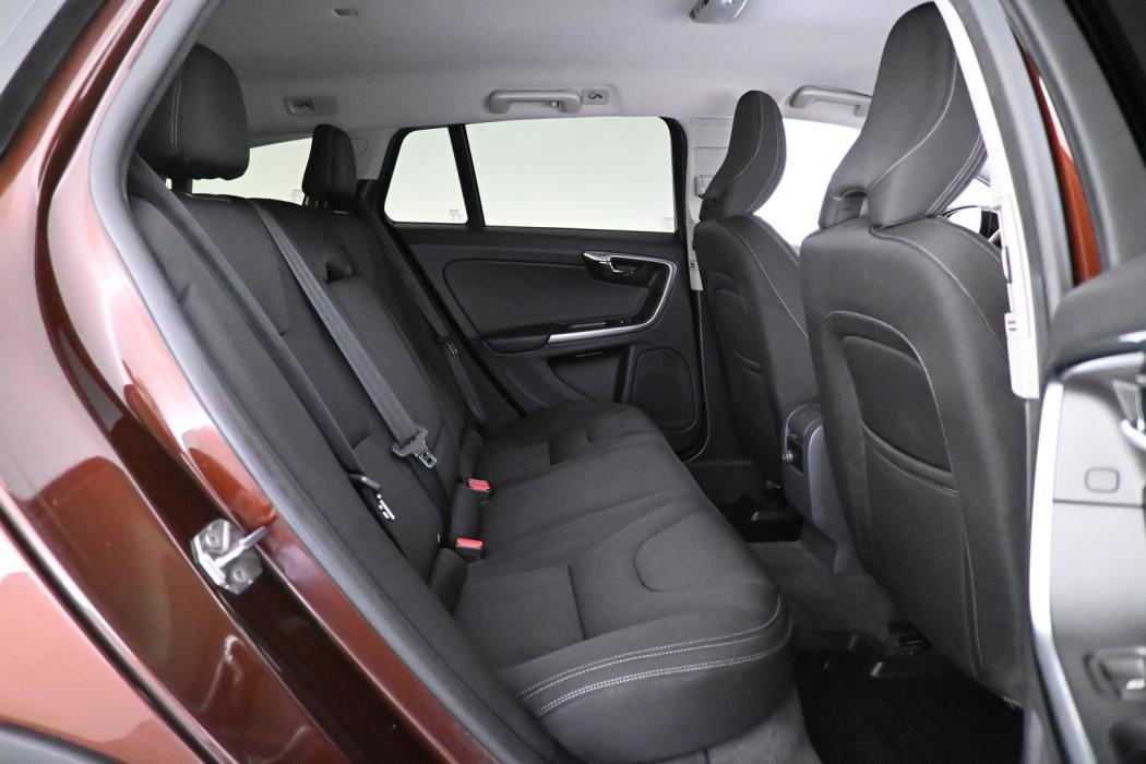 VOLVO V60 Cross Country 2017