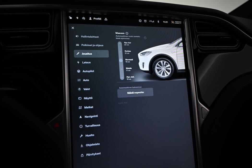 TESLA Model X 2017
