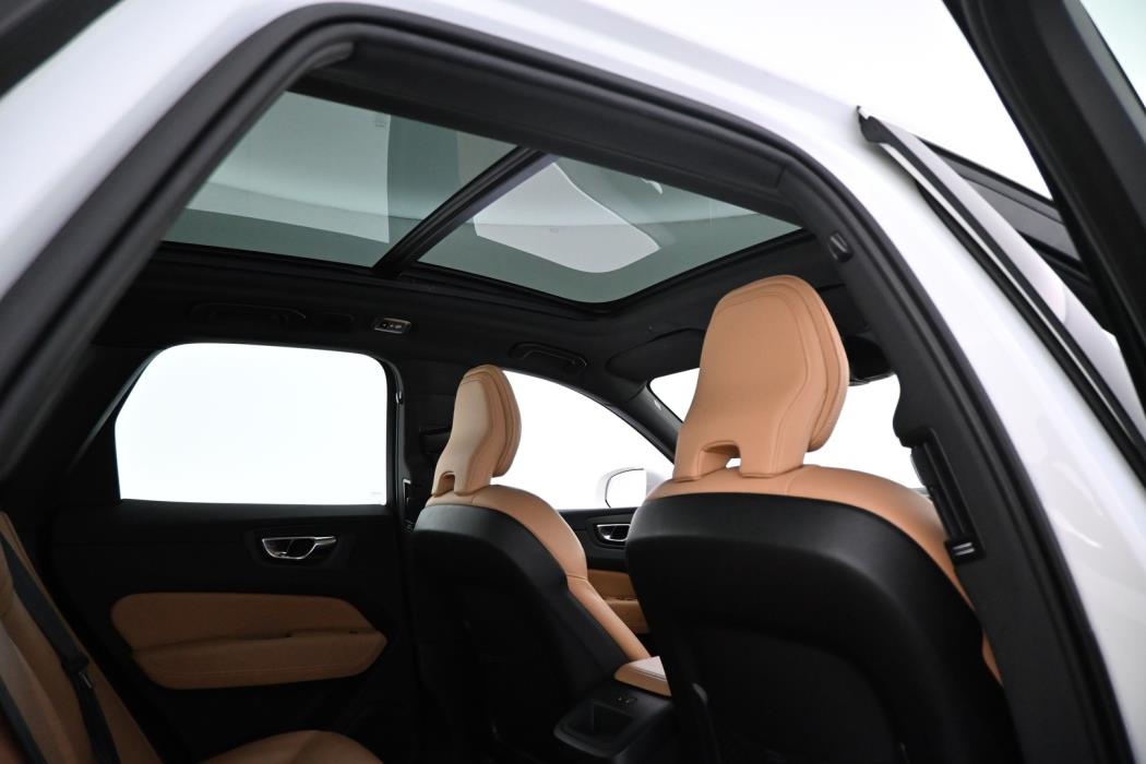 VOLVO XC60 2019
