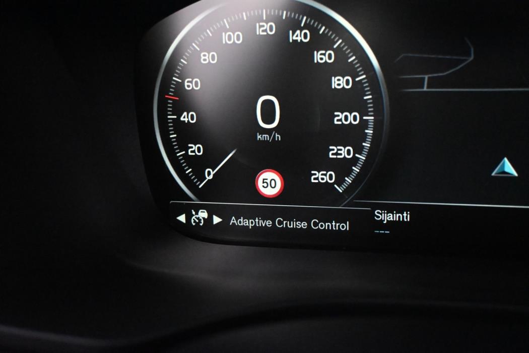 VOLVO XC60 2019