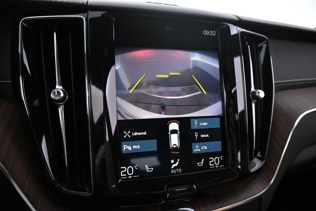 VOLVO XC60 2019