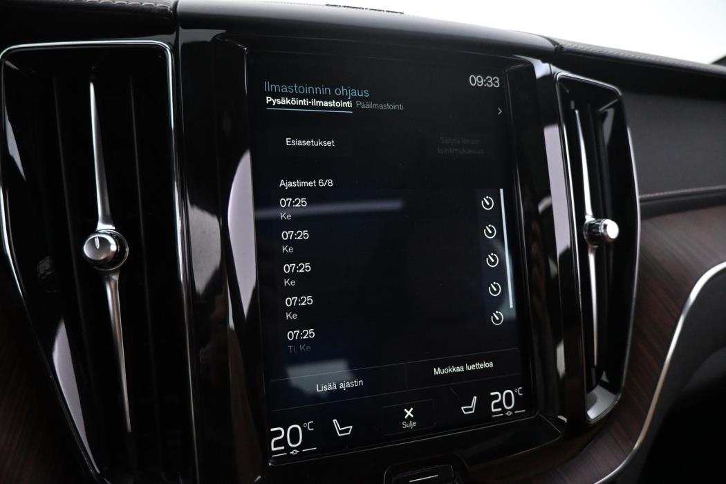 VOLVO XC60 2019