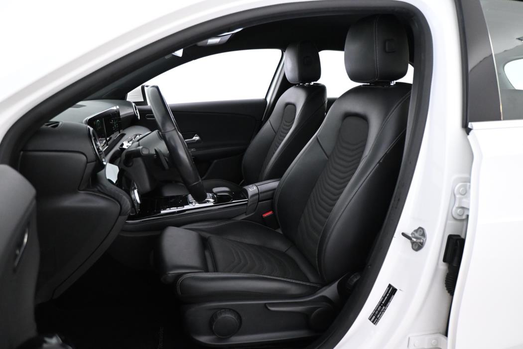 MERCEDES-BENZ A 2019