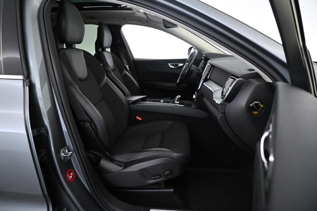 VOLVO XC60 2018