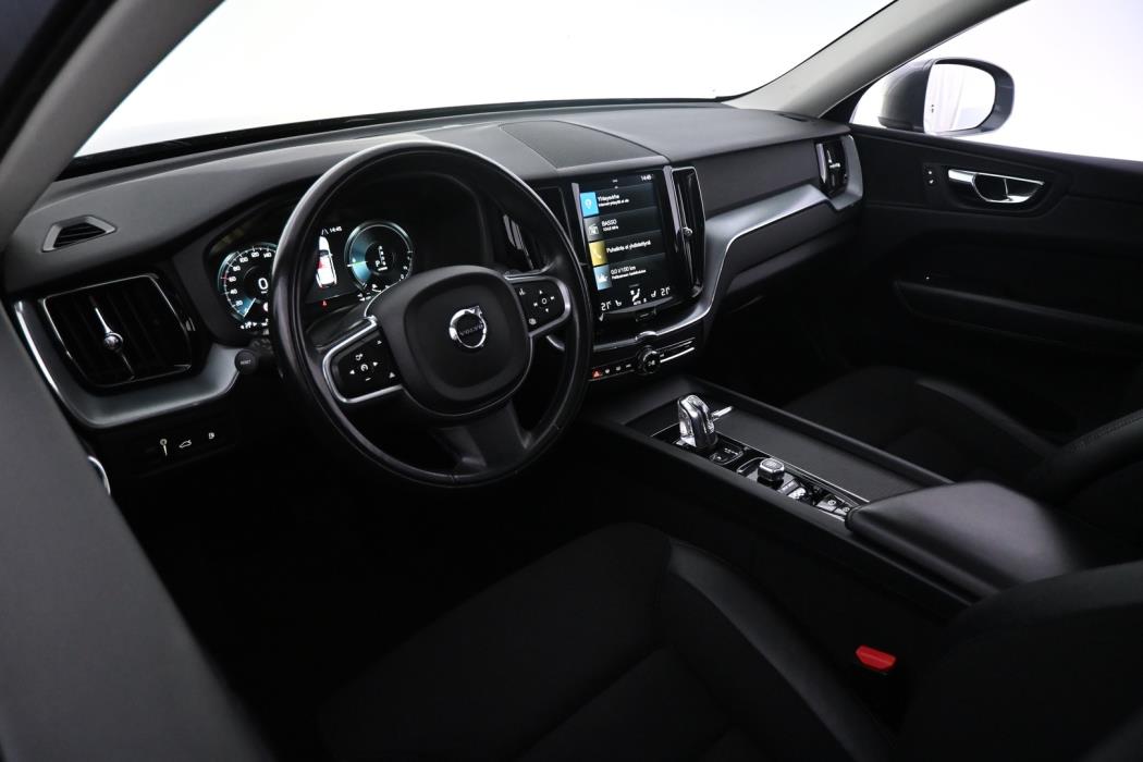 VOLVO XC60 2018