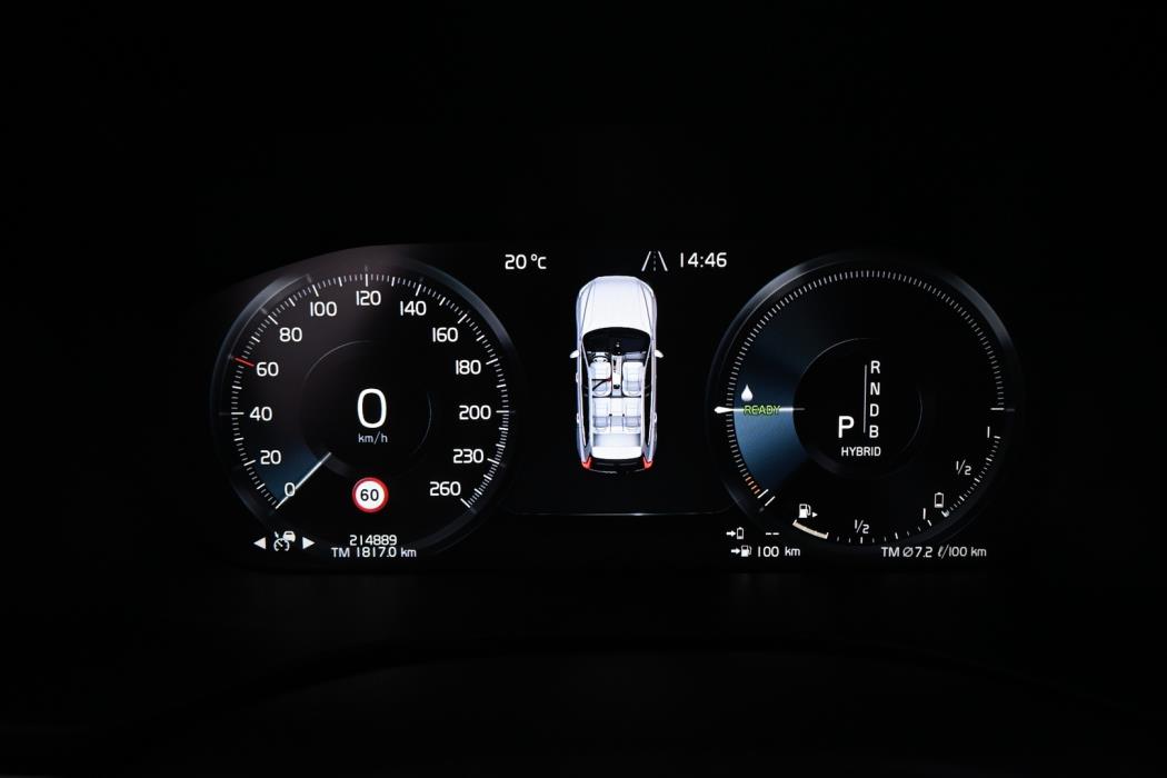 VOLVO XC60 2018