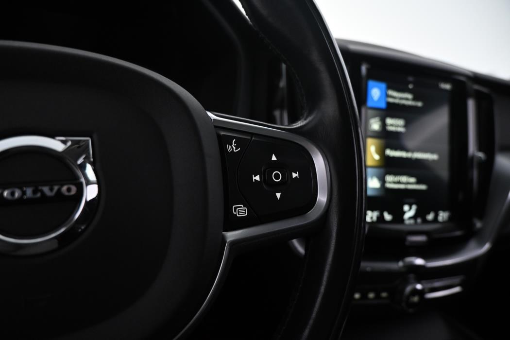 VOLVO XC60 2018