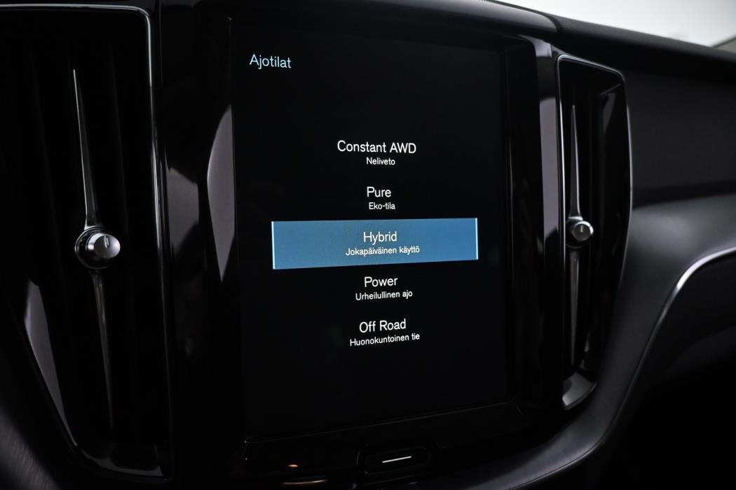 VOLVO XC60 2018