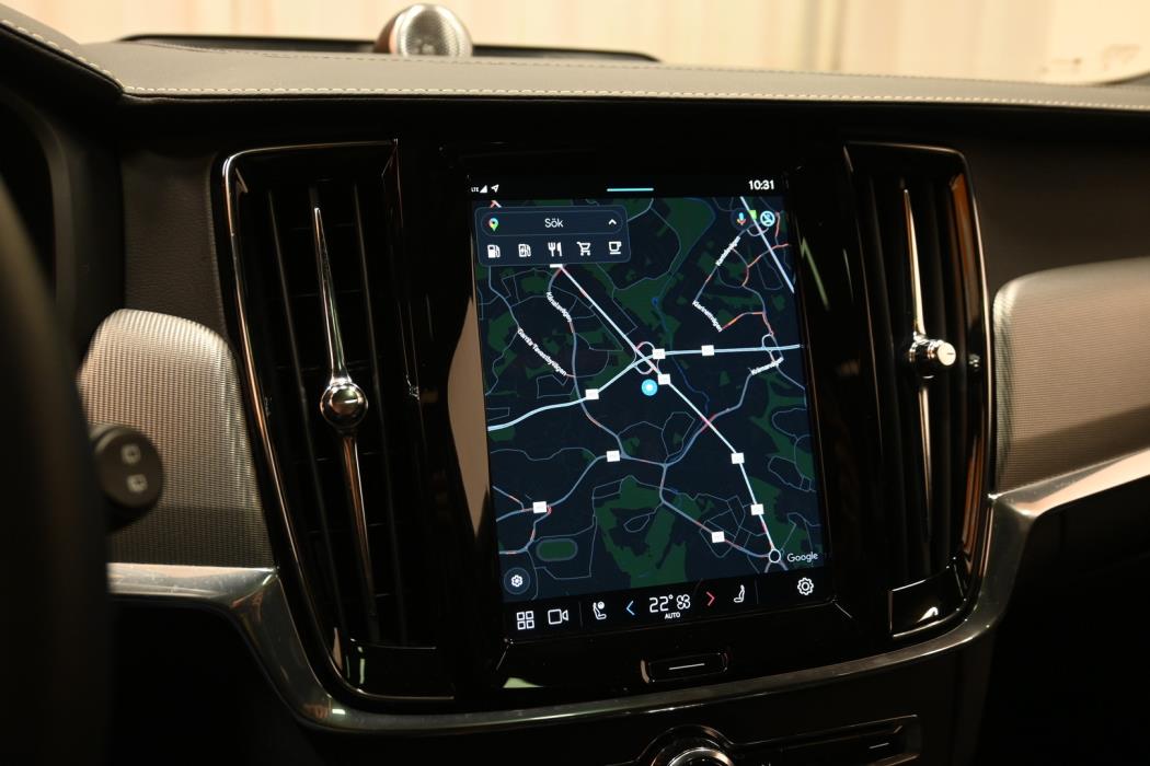 VOLVO V90 2022