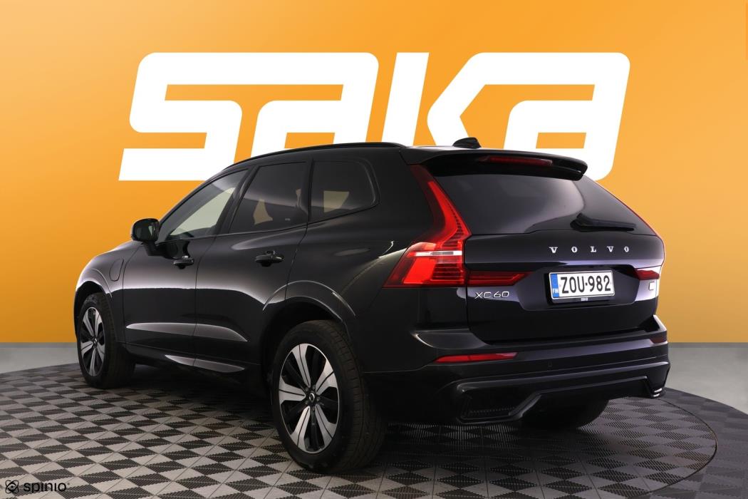 VOLVO XC60 2023
