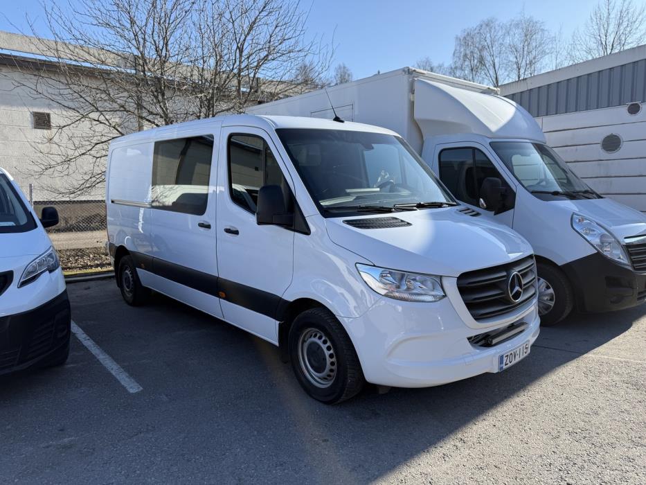 MERCEDES-BENZ Sprinter 2023