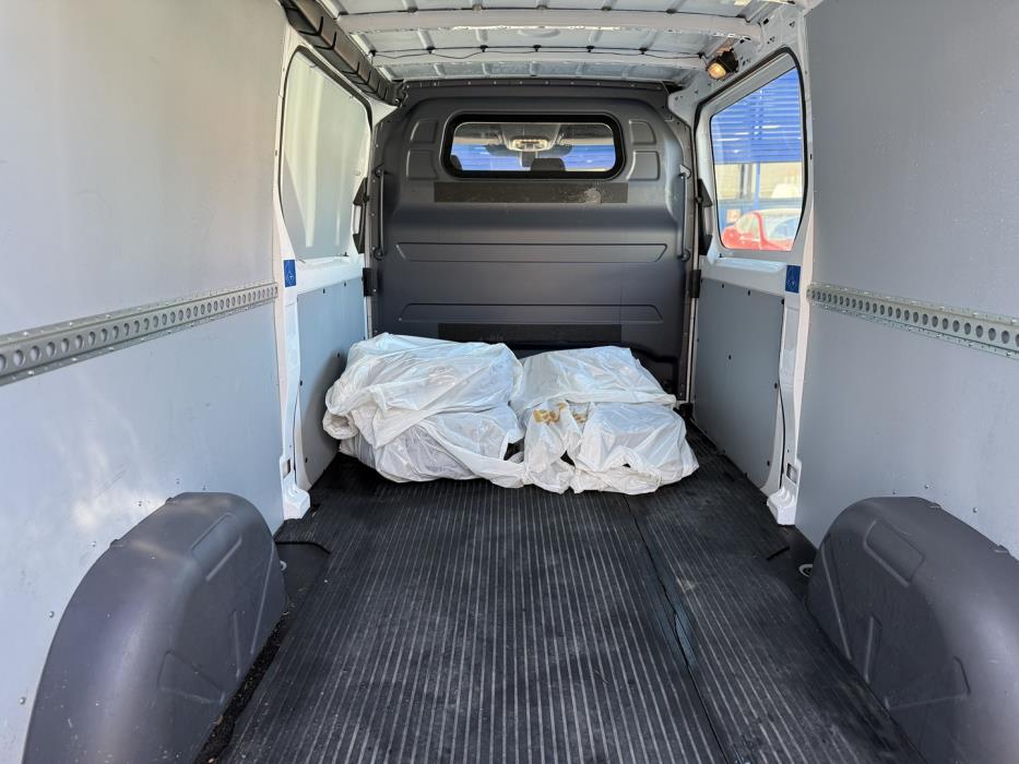 MERCEDES-BENZ Sprinter 2023