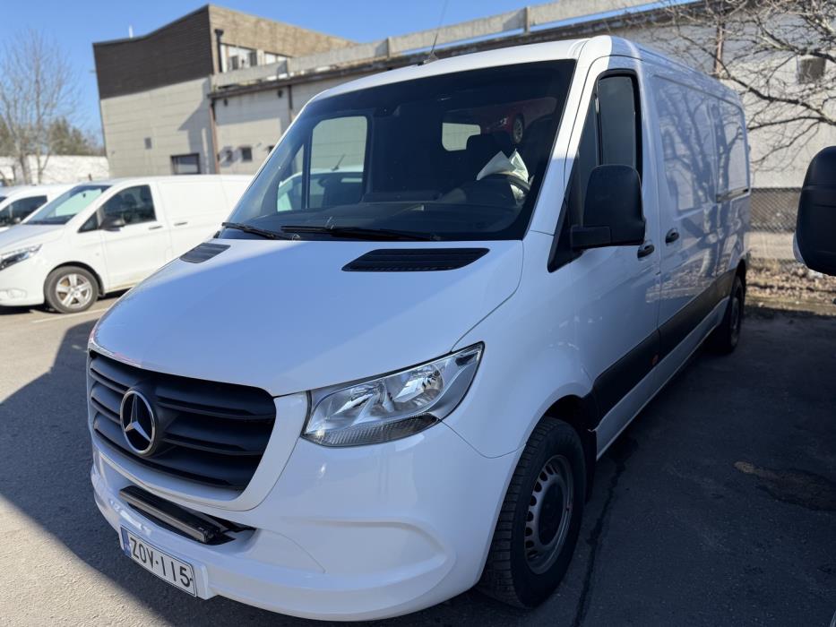 MERCEDES-BENZ Sprinter 2023