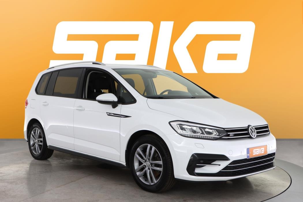 VOLKSWAGEN Touran 2017