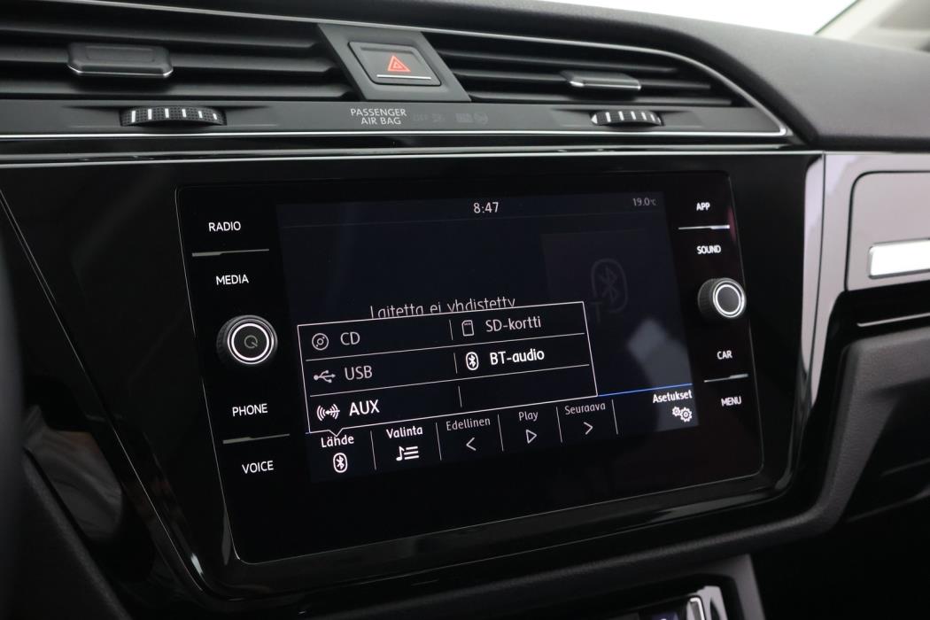 VOLKSWAGEN Touran 2017