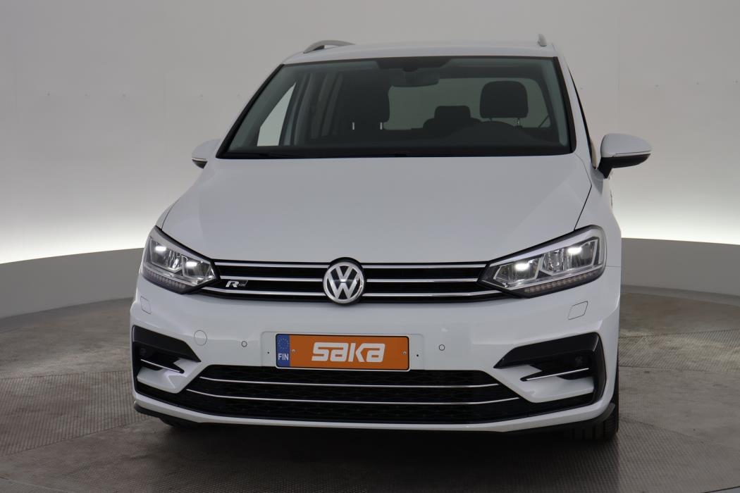 VOLKSWAGEN Touran 2017