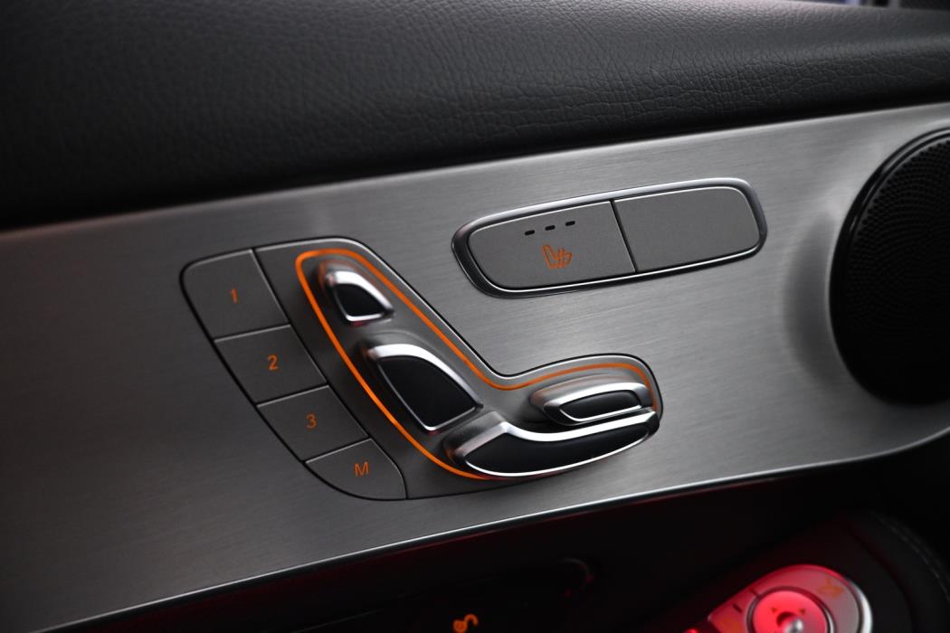 MERCEDES-BENZ GLC 2021