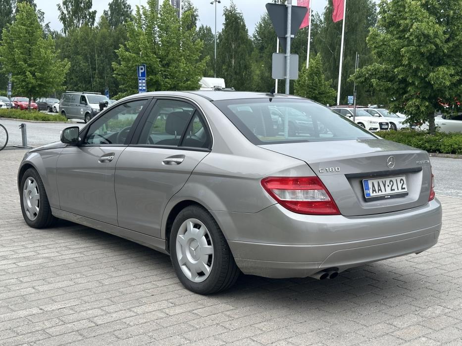 MERCEDES-BENZ C 2009