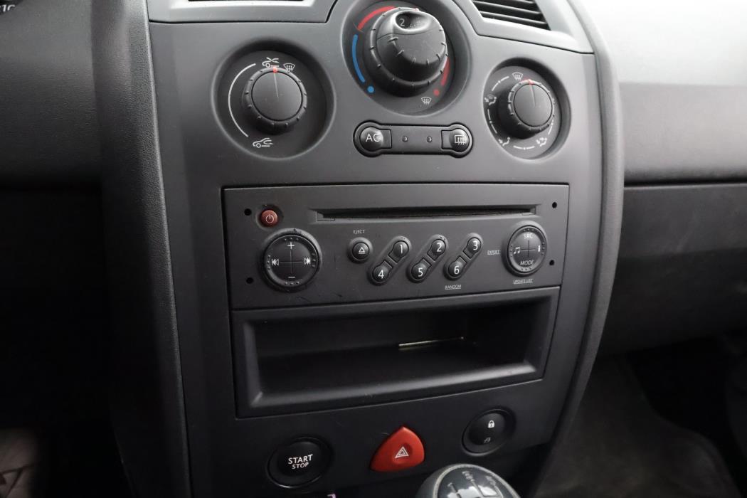 RENAULT Megane 2007