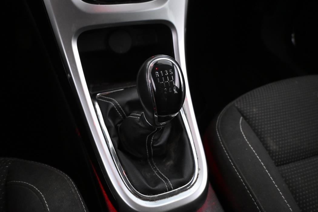 OPEL Astra 2011