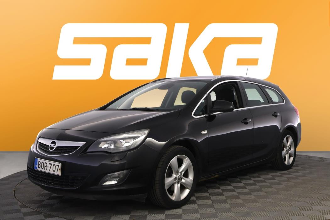 OPEL Astra 2011