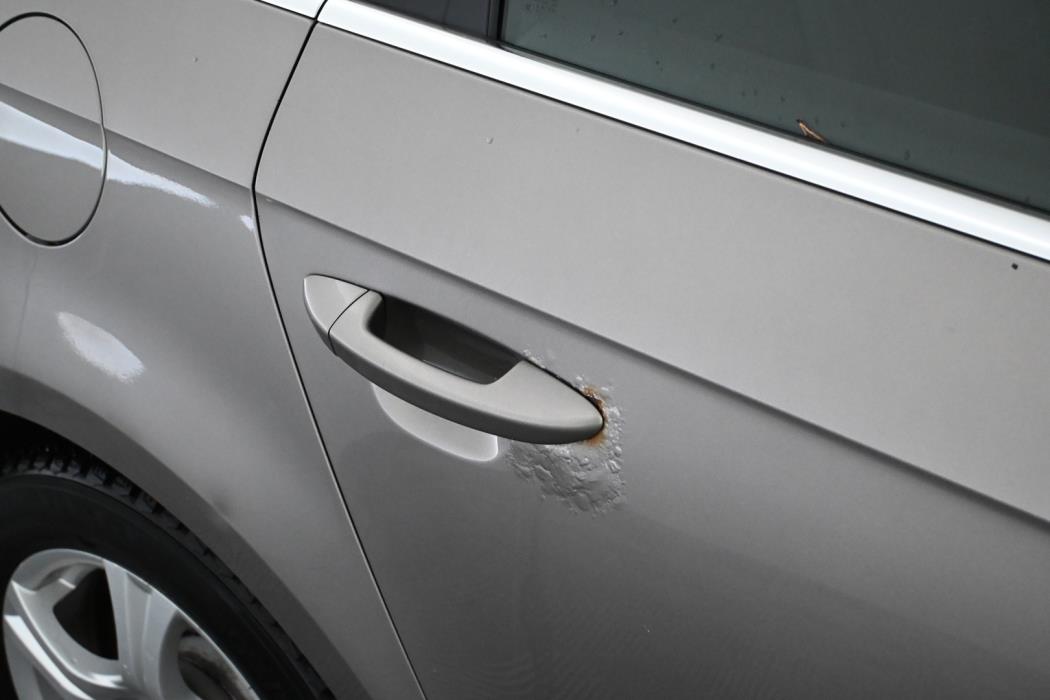 VOLKSWAGEN Passat 2011