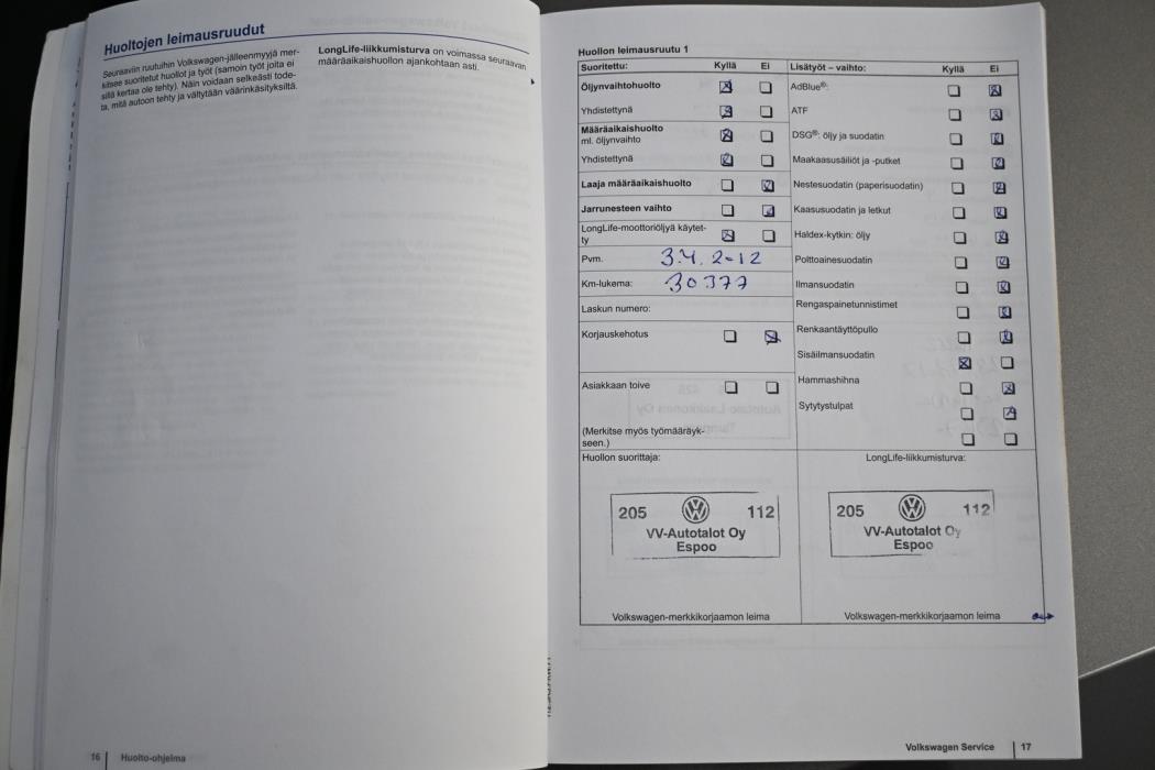 VOLKSWAGEN Passat 2011