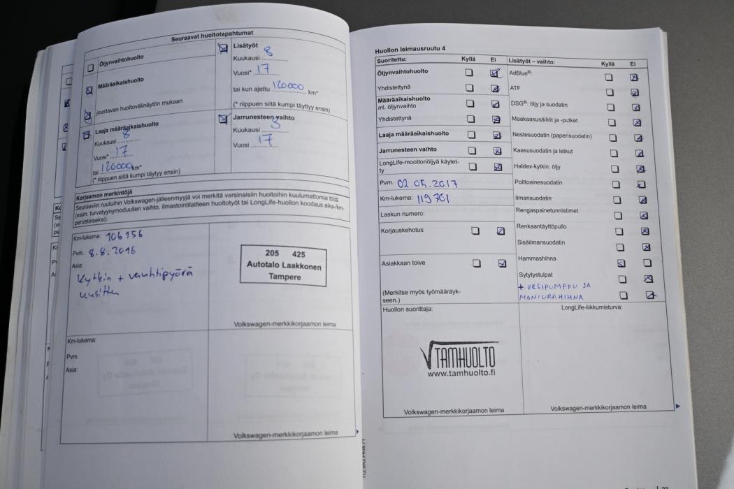 VOLKSWAGEN Passat 2011