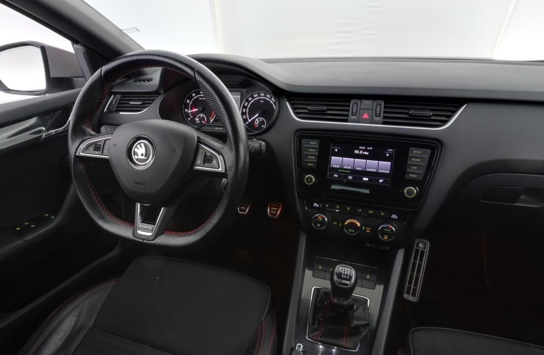 SKODA Octavia 2015