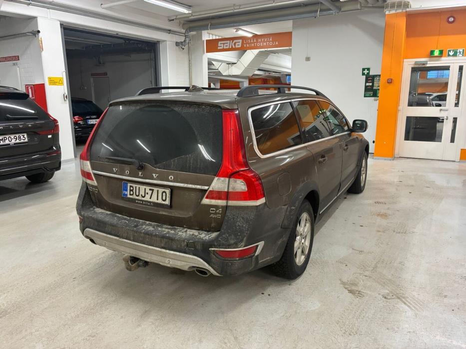VOLVO XC70 2015