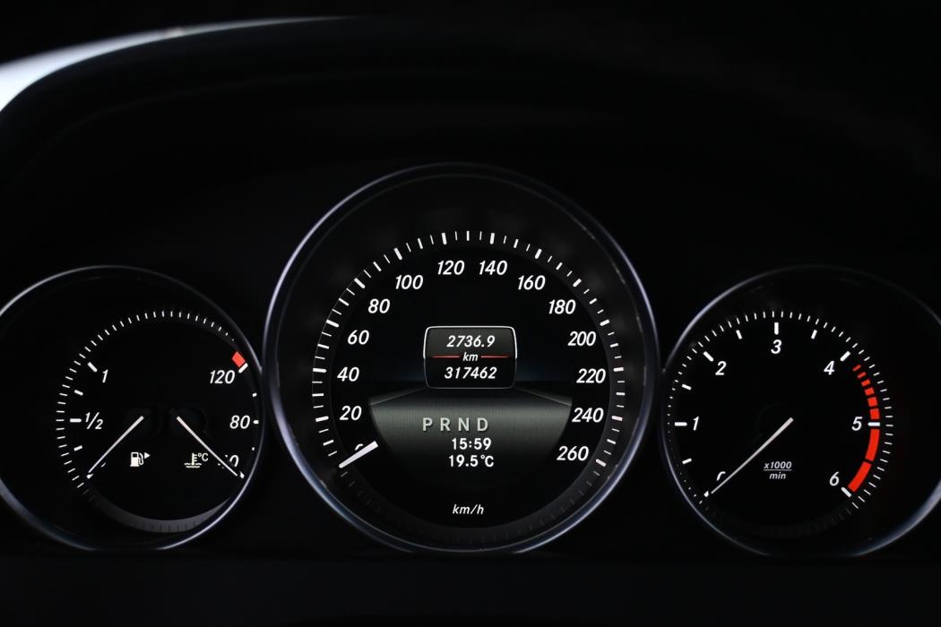 MERCEDES-BENZ C 2014